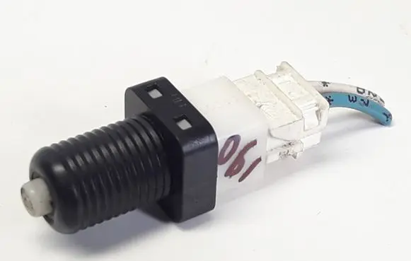 Clutch pedal sensor
