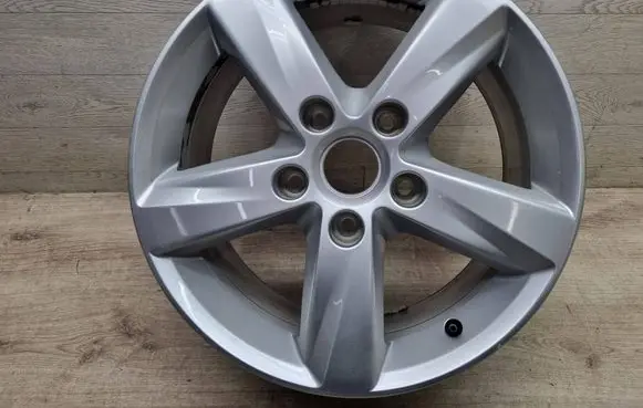 Volkswagen Touareg II R17 alloy rim 7P6601025A