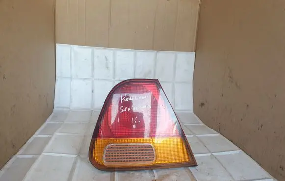 Mitsubishi Carisma Rear/tail lights MB9529 291801
