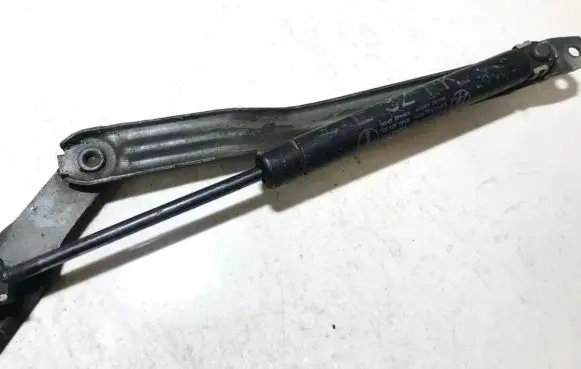 BMW 7 E32 Front bonnet/hood damper/strut 51231908465