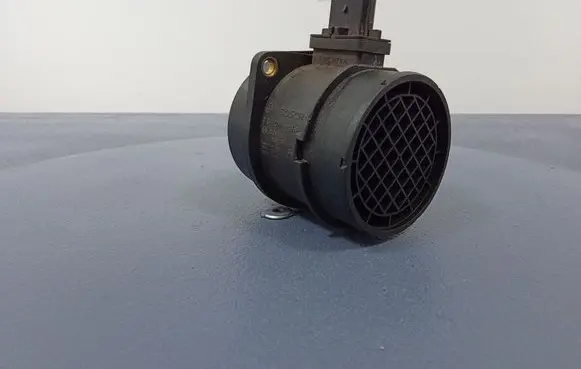 Jeep Grand Cherokee Mass air flow meter 68151956AB