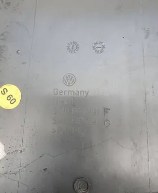 Volkswagen Golf Plus (B) pillar trim (bottom) 5M0867297G 5M0867297E