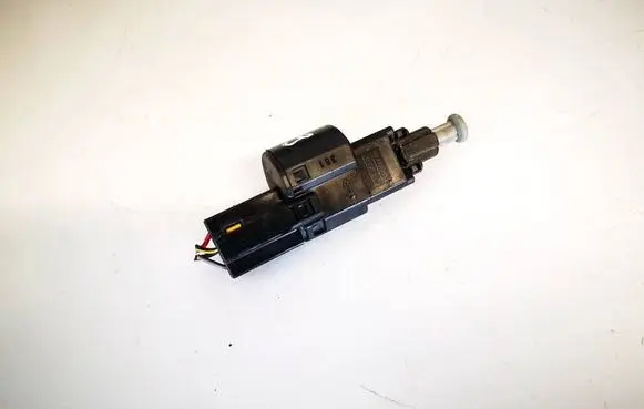 Opel Zafira A Brake pedal sensor switch 09132299