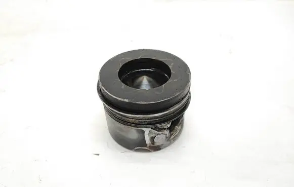 BMW 2 F46 Piston N053E