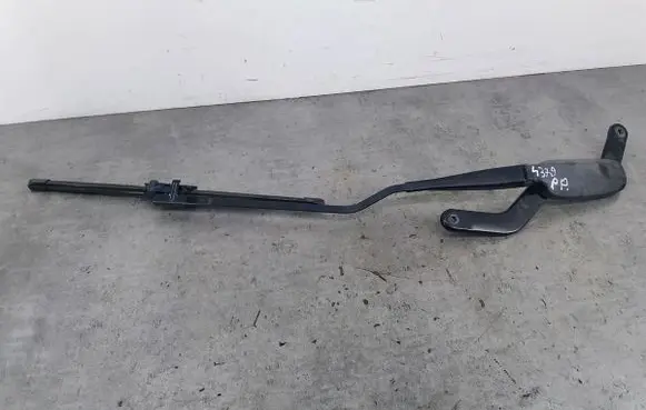 Ford Focus C-MAX Front wiper blade arm 3M5117526CB