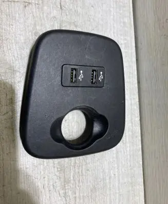 Mini One - Cooper F56 F55 USB socket connector 070318