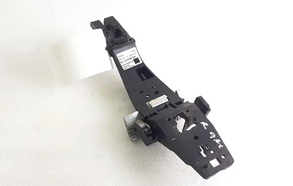 Land Rover Discovery 4 - LR4 Rear door exterior handle/bracket 41355000 CXF500033 AH2224994DB