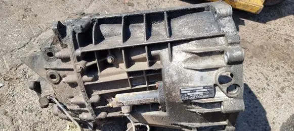 Volkswagen II LT Manual 5 speed gearbox 711614 9022610603