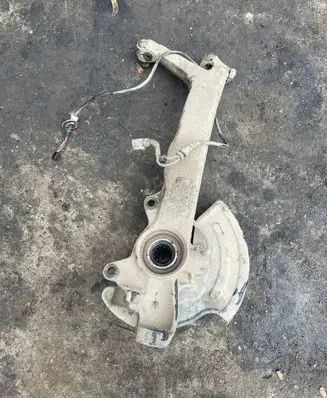 Audi A6 Allroad C5 Front wheel hub spindle knuckle