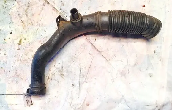 Intercooler hose/pipe