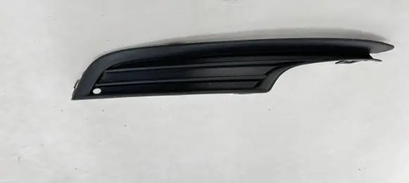 Volkswagen Golf VII Front bumper lower grill 5G0853665