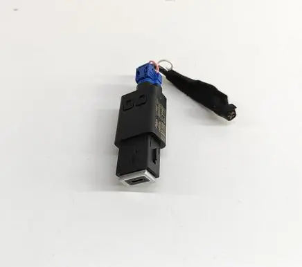 Peugeot 5008 II USB socket connector 9848394780 9852057080