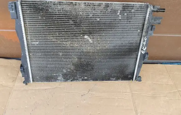 Nissan Qashqai+2 Coolant radiator 21410JD50C