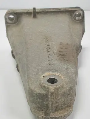 Mercedes-Benz S W220 Engine mounting bracket A1122231904