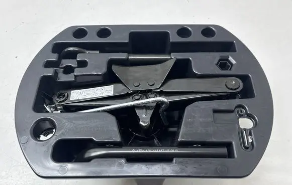 Renault Captur Tool set 995040911R