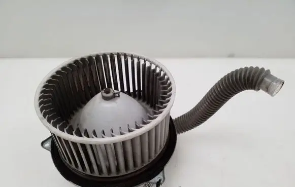 Mazda 626 A/C air flow flap actuator/motor 