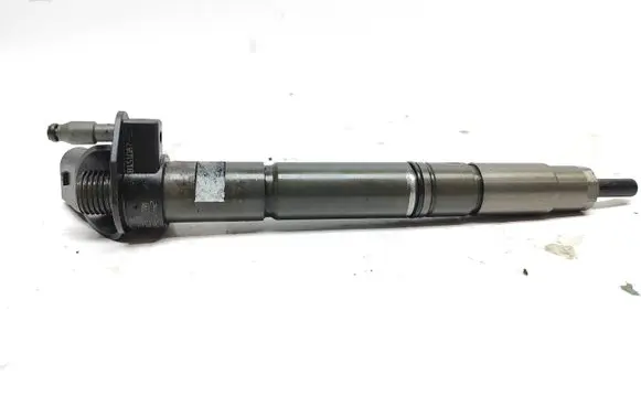 Audi A6 C7 Fuel injector 059130277CR 0445117042