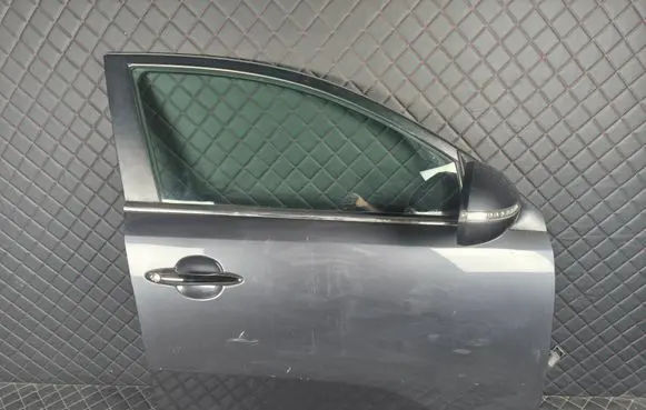 KIA Sportage Front door