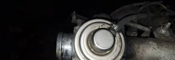 Skoda Octavia Mk1 (1U) EGR valve 038131501a