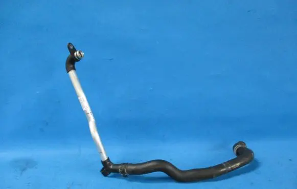 Audi A8 S8 D5 Heater radiator pipe/hose 057121610F