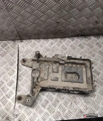 Volkswagen Caddy Battery tray 1k0915333
