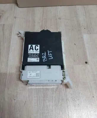 Toyota Avensis T270 Other control units/modules 88281CA230