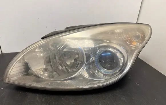 Hyundai i30 Headlight/headlamp 921012LXXX