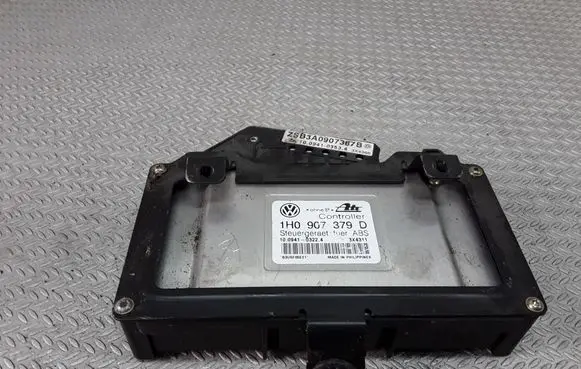 Volkswagen Golf III ABS control unit/module 1H0907379D