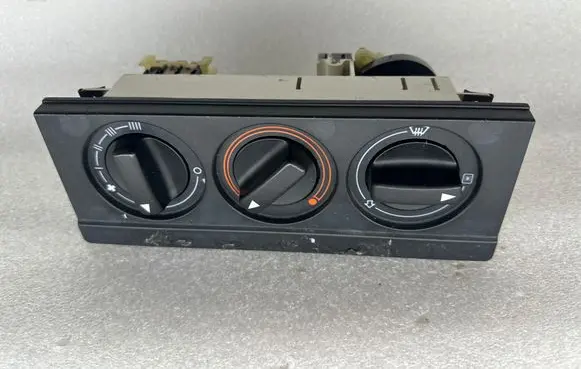 Audi 80 90 B3 Climate control unit 893959511
