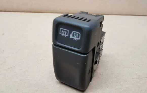 Volvo S70 V70 V70 XC Windscreen/window heater switch 9162952 98W20K