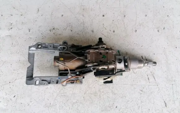 Audi A4 S4 B5 8D Steering wheel axle p100824