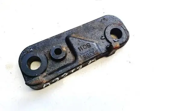 Honda CR-V Engine mounting bracket 6j08s011