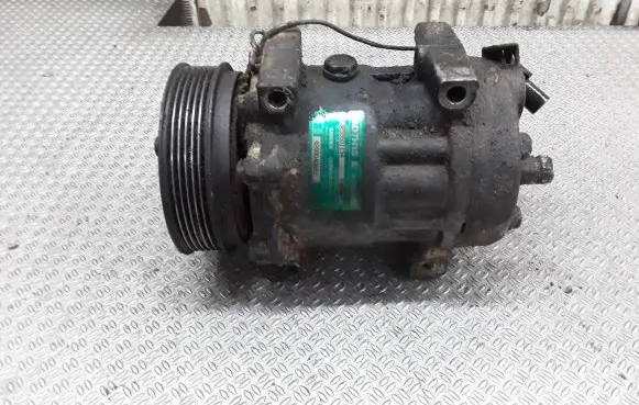 Volvo S40, V40 Air conditioning (A/C) compressor (pump) 8200040681