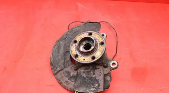 Volvo XC90 Front wheel hub spindle knuckle