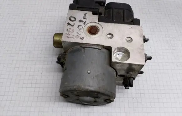 Peugeot 406 ABS Pump 0273004270 0265216543 9644959680