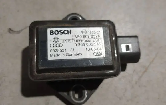 Audi A4 S4 B6 8E 8H ESP acceleration yaw rate sensor 8E0907637A