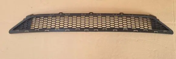 Hyundai Tucson TL Front bumper lower grill 86561D7000