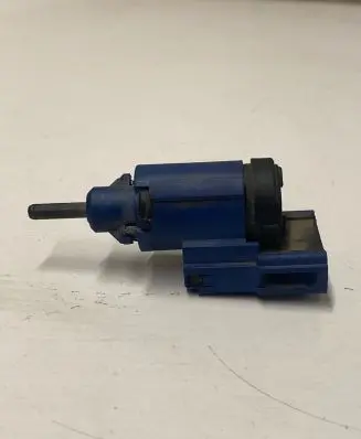 Clutch pedal sensor