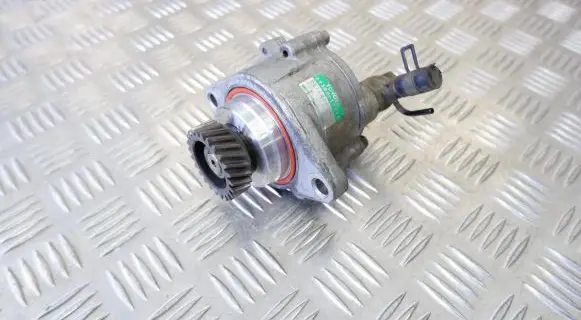 Toyota Land Cruiser (J100) Vacuum pump 2930017010