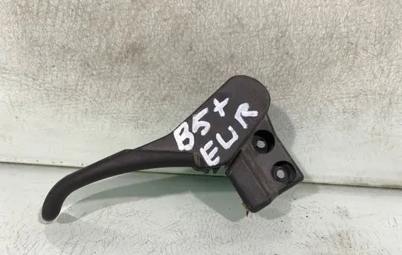 Volkswagen PASSAT B5.5 Engine bonnet (hood) release handle 3b1823533