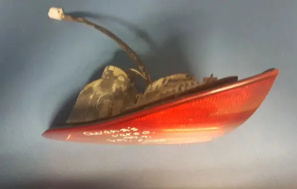 Toyota Avensis Verso Rear/tail lights