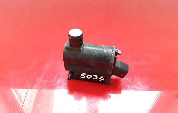 Hyundai i40 Windscreen/windshield washer pump 985101W000