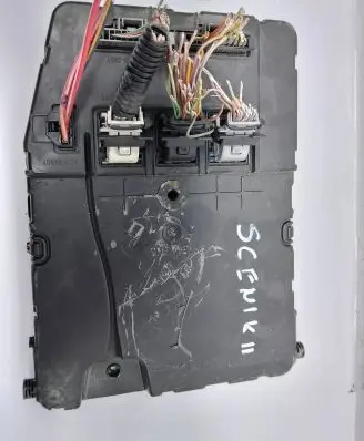 Renault Scenic II - Grand scenic II Comfort/convenience module 8200309691
