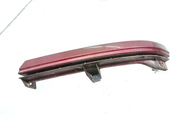 Under headlight/headlamp trim