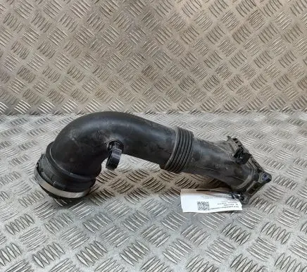 Renault Zoe Air intake duct part 290935816R