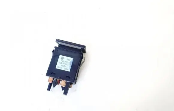 Volkswagen Golf IV Windscreen/window heater switch 1j0959621