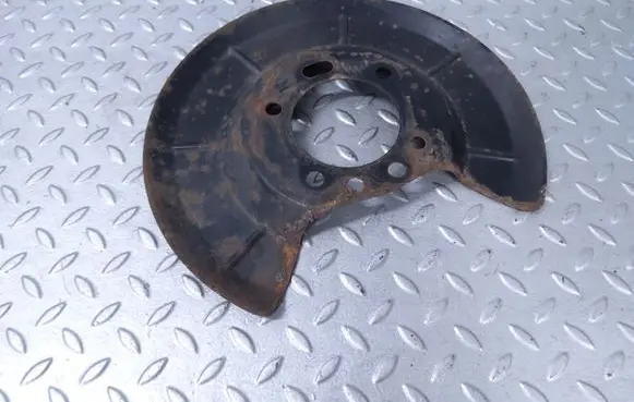 Volvo V40 Cross country Rear brake disc plate dust cover 31317538