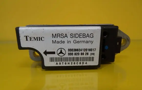 Mercedes-Benz E W210 Airbag deployment crash/impact sensor 0008209926