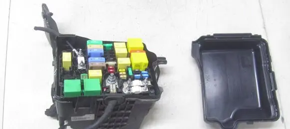 Fuse box set