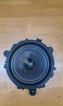 Volvo XC90 Front door speaker 8633109